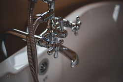 Essential Tips for Choosing the Perfect Kitchen or Bathroom Faucet